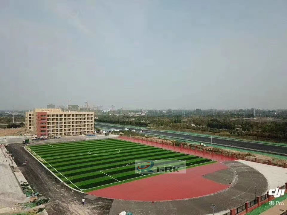 安徽毫州混合型跑道和人造草坪 (1).jpg